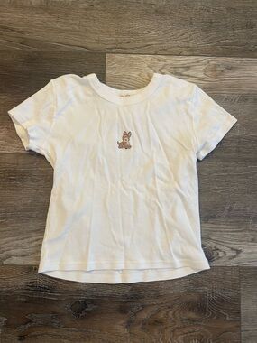 Brandy Melville John Galt cream Tee with Small Brown deer Embroidery EUC OS